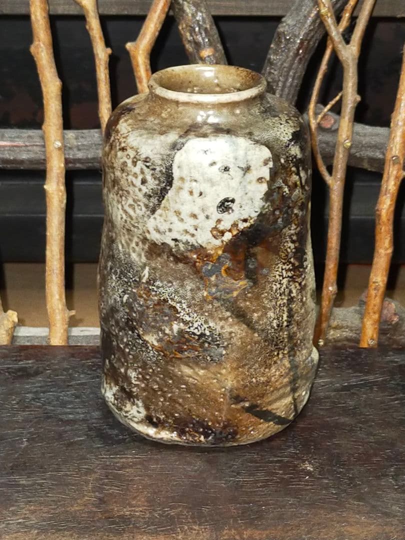 ♥小さな　美濃焼　志野　花器　花瓶　一輪挿し　茶入れ　骨董品