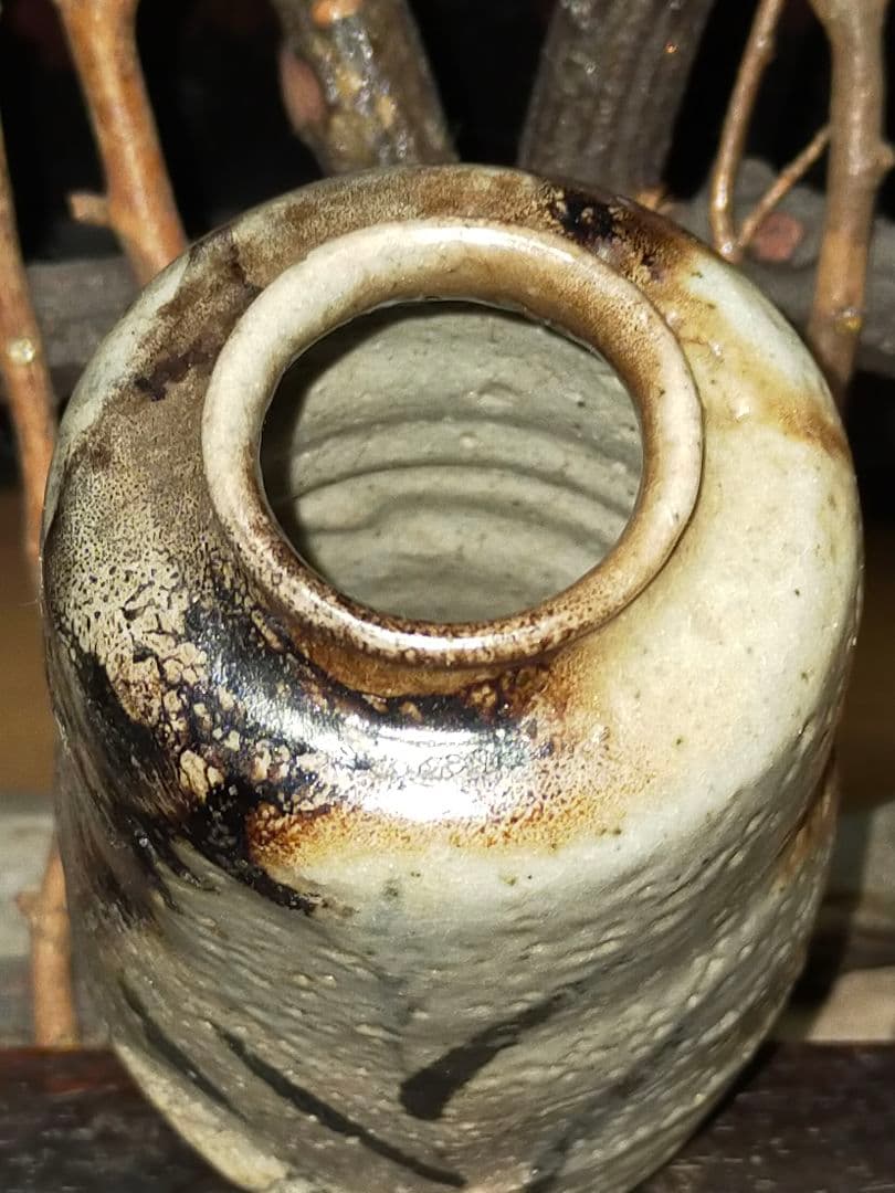 ♥小さな　美濃焼　志野　花器　花瓶　一輪挿し　茶入れ　骨董品