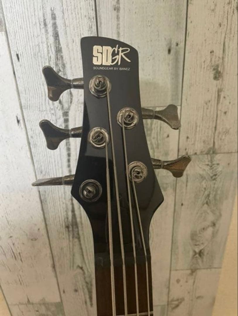 Ibanez SR305 5弦アクティブベース