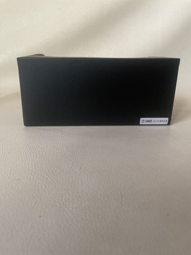 トヨタ ランドクルーザー プラド 150 後期 ① 040 スーパーホワイトⅡ