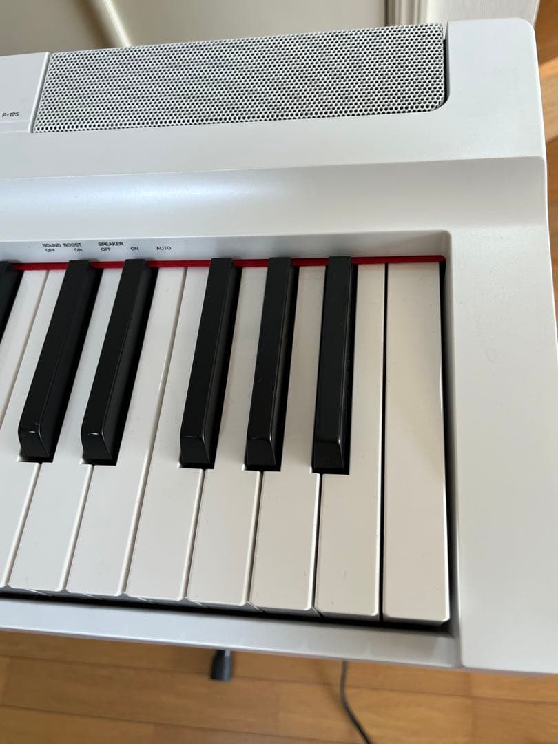 引き取り限定　YAMAHA88鍵 ホワイト電子ピアノ　Pー125 美品