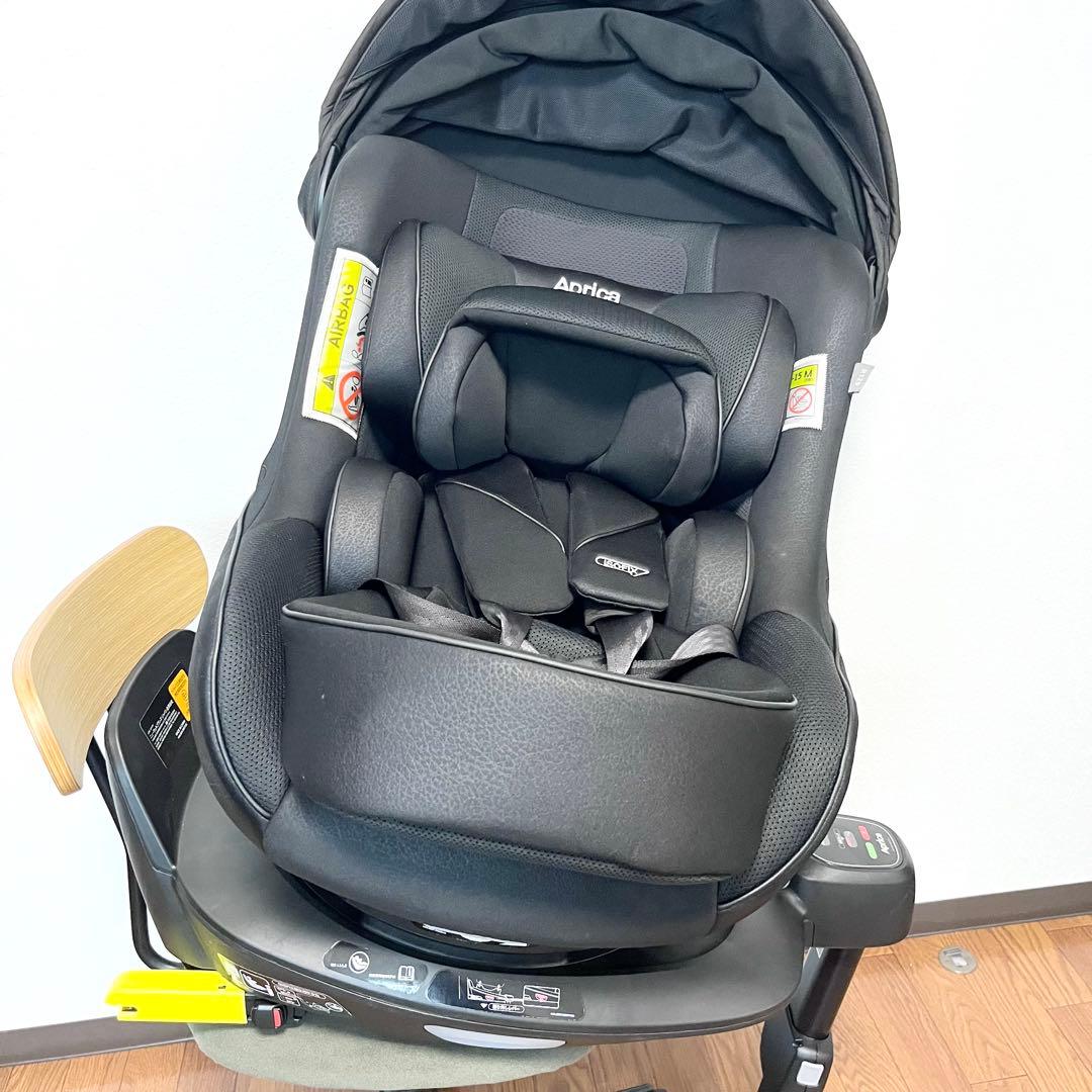 【極美品】アップリカ　チャイルドシート　クルリラビッテエックス　aprica ②
