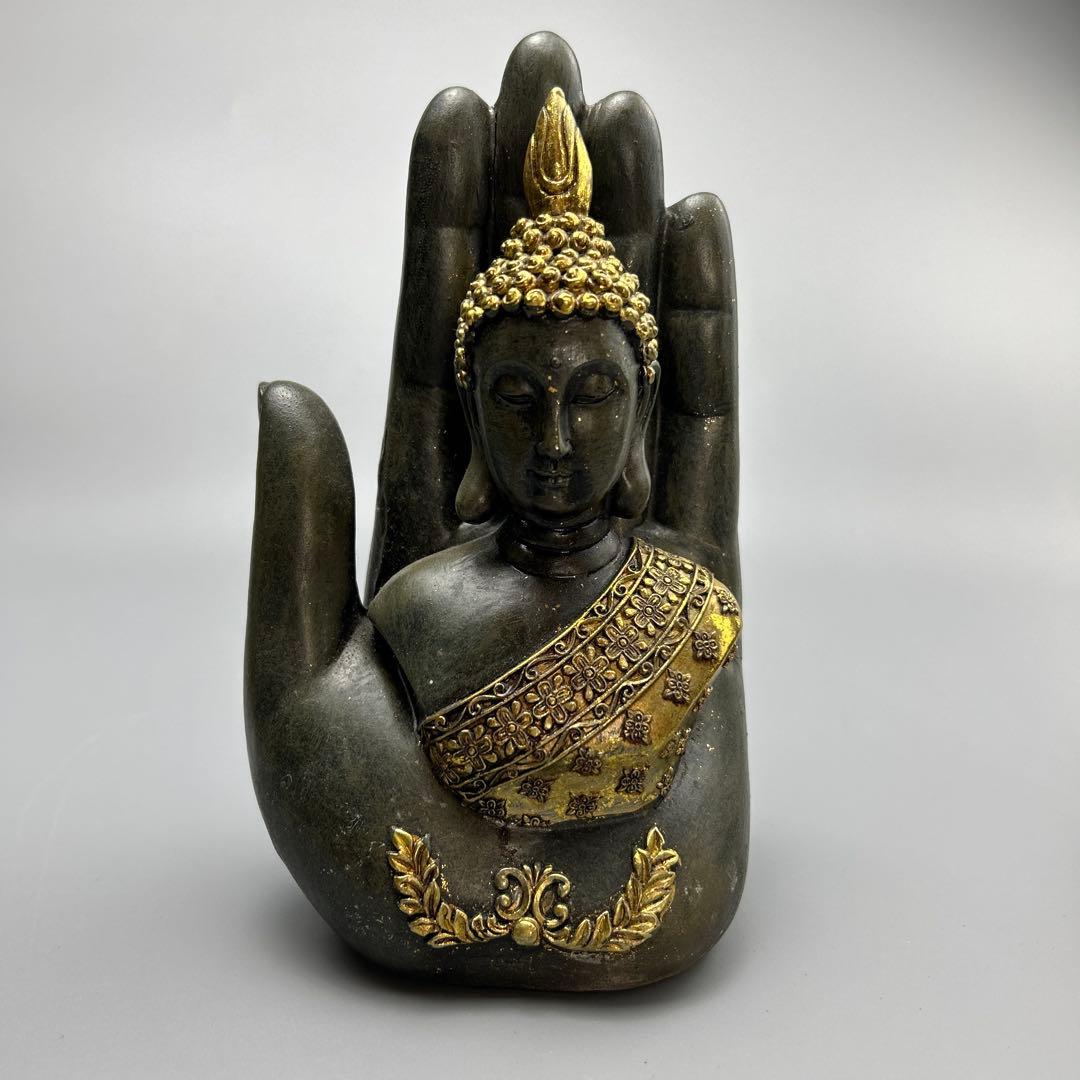掌仏像の置物　タイ