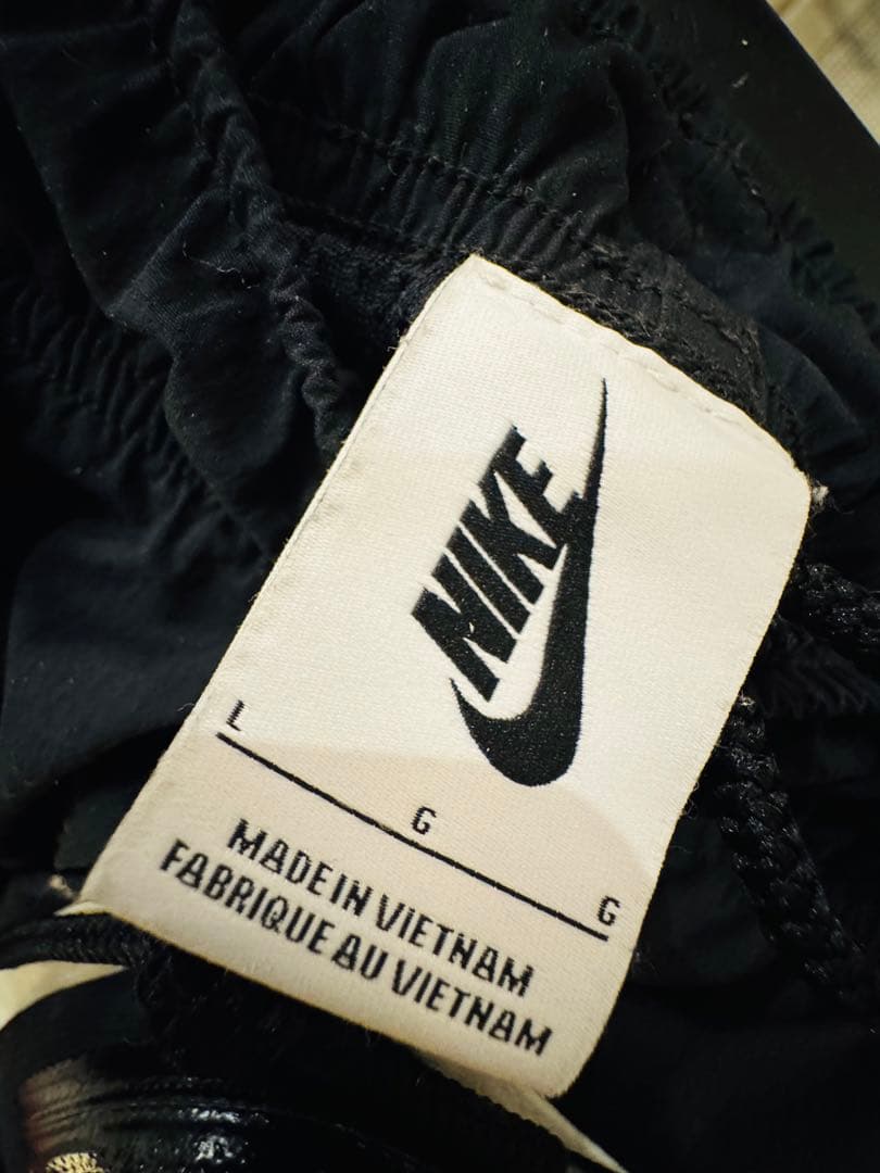 藤井風さん愛用　パンツNIKE×Undercover 着用