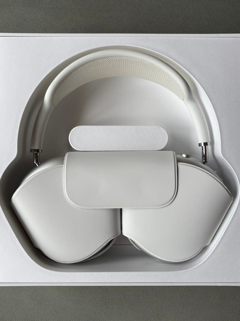 【コウモリ】AirPods Max シルバー