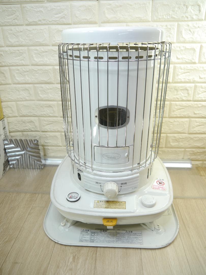 送料無料◆2014年◆コロナ　ホワイト石油ストーブ 手動ダイヤル式