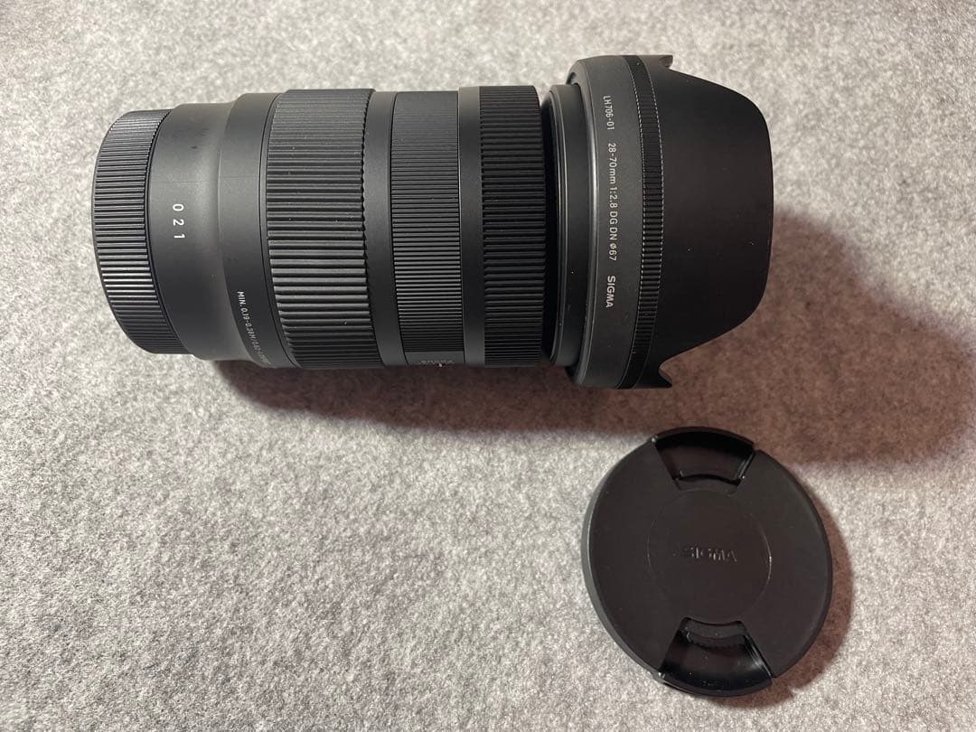 SIGMA 28-70mm F2.8 DG DN Lマウント　保護フィルター付き
