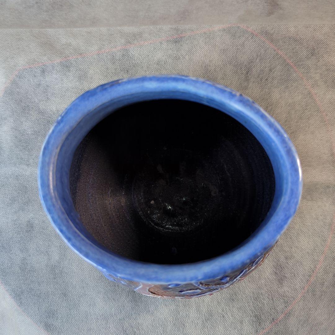 陶器　鳳凰浮き彫り壺