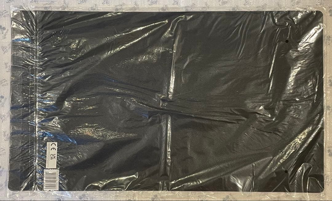 超希少 新品未開封 デスピアンルルワリリス プレイマット 遊戯王