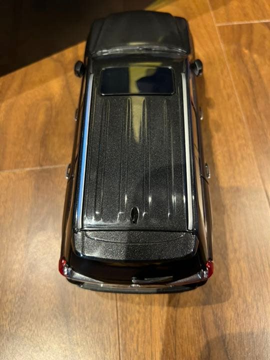 京商　LX570 スターライトブラックガラスフレーク