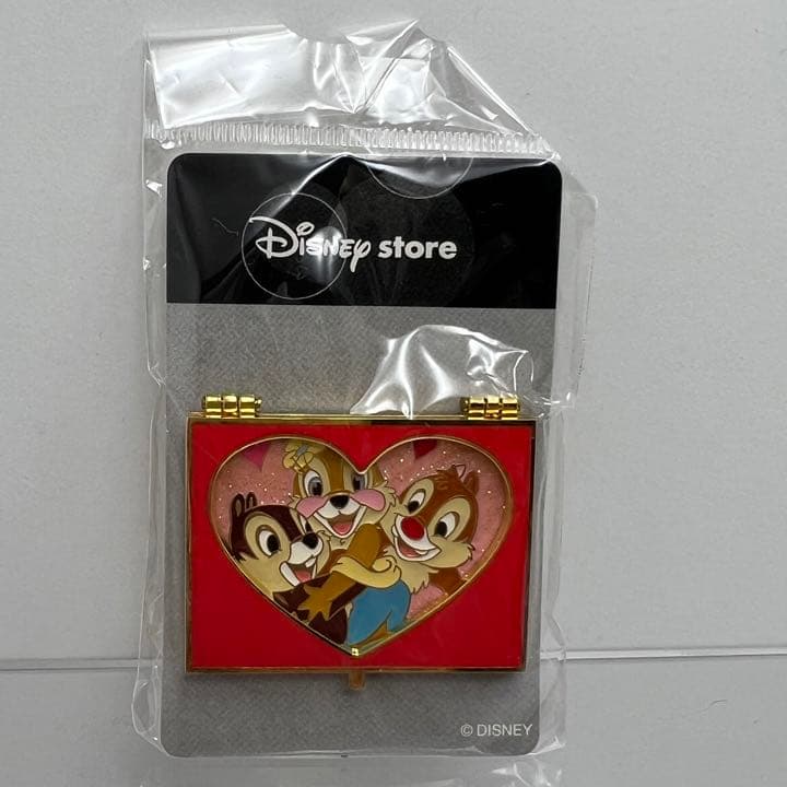 ディズニーストア バレンタイン チップ デール クラリス ピンバッジ 2005