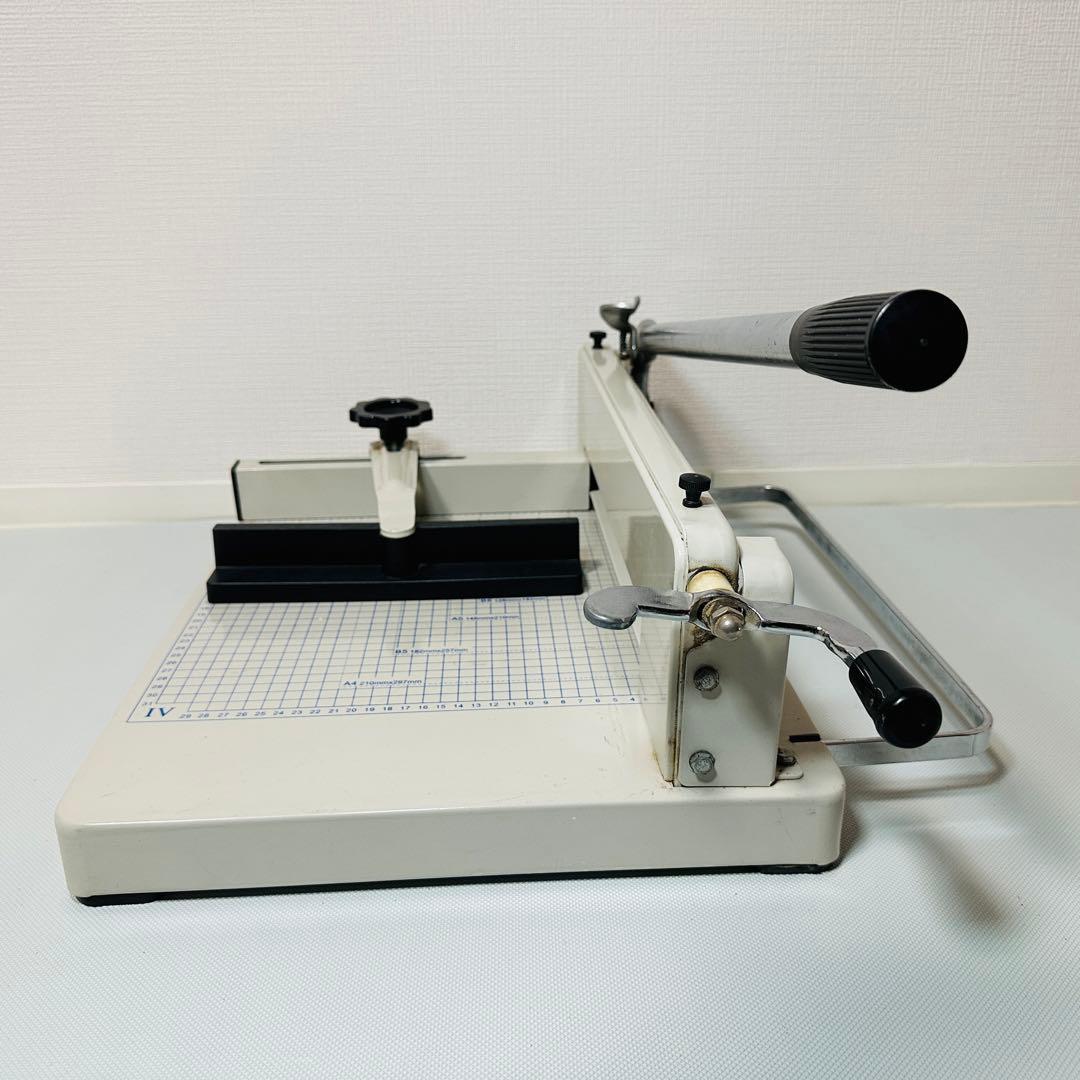 業務用 ペーパーカッター 裁断機 断裁機 大型 A4