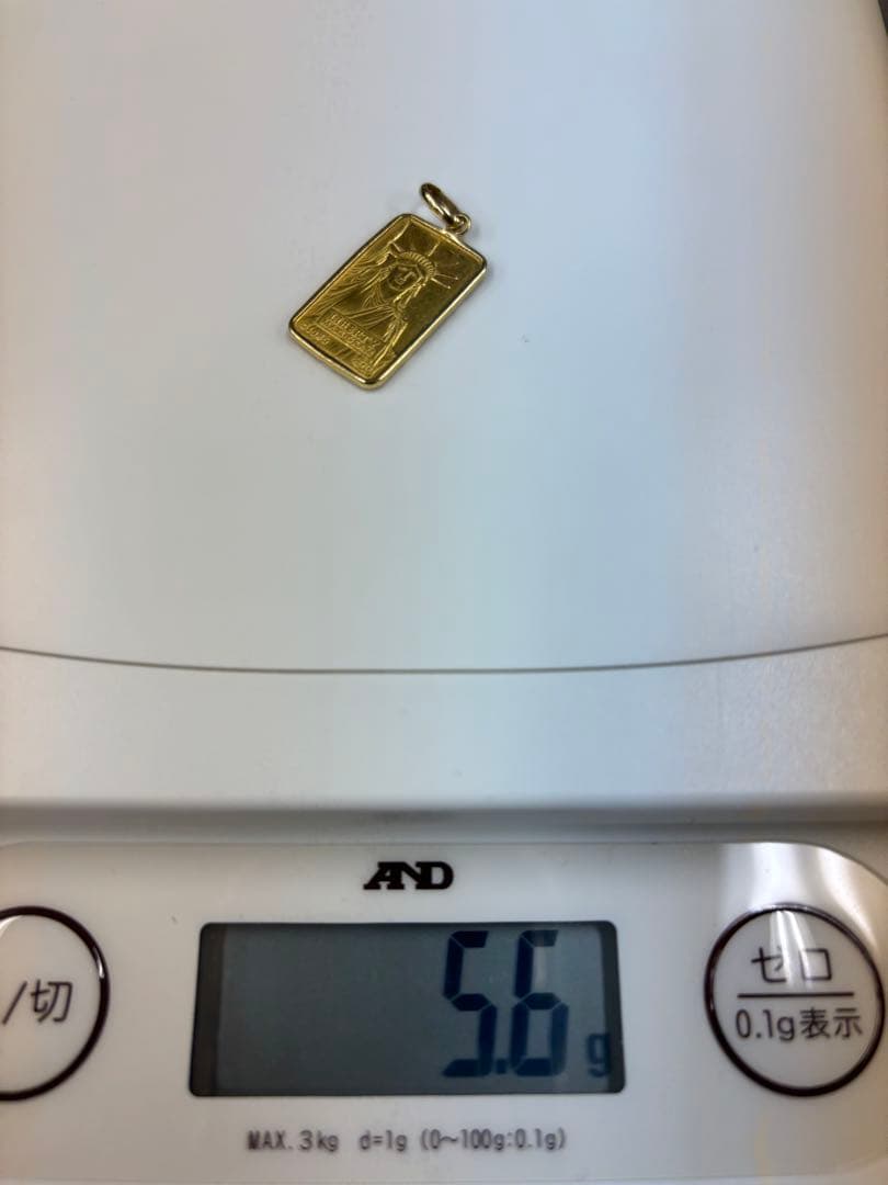 純金　K24ゴールド　インゴット　5ｇペンダントトップ総重量5.6ｇ　自由の女神