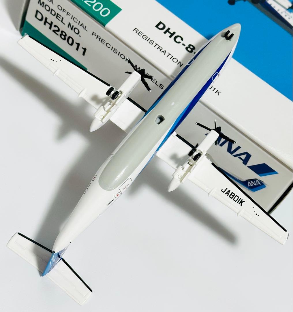 全日空商事 1/200 DHC-8-300 A-net(ANA WINGS)