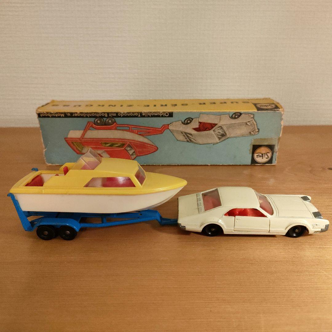 （1661）　Siku　V267　ドイツ製　オールドモービル　トロネード　ボート