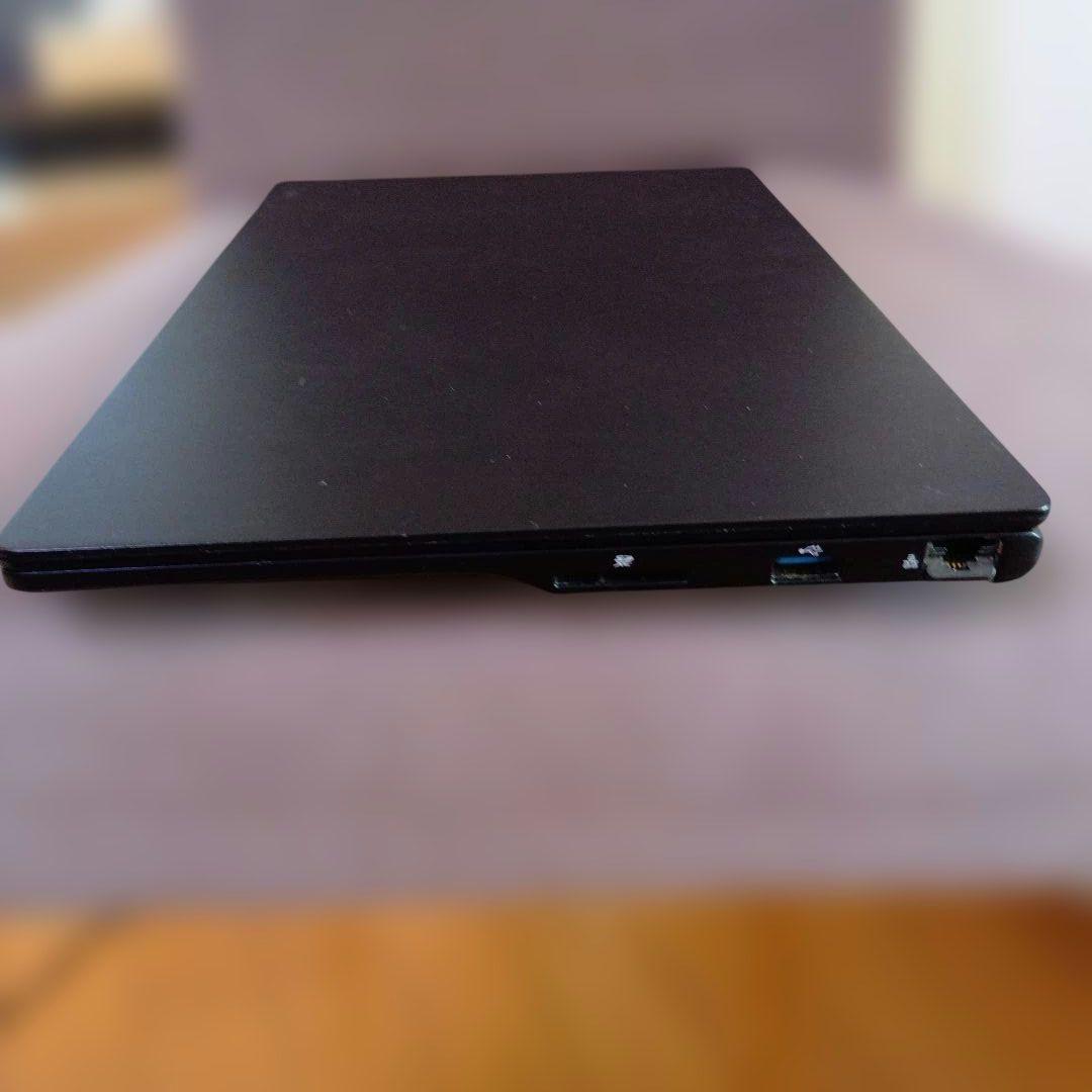 Y⑤ 富士通　ＦＭＶＵ3901TD　U9311/HW