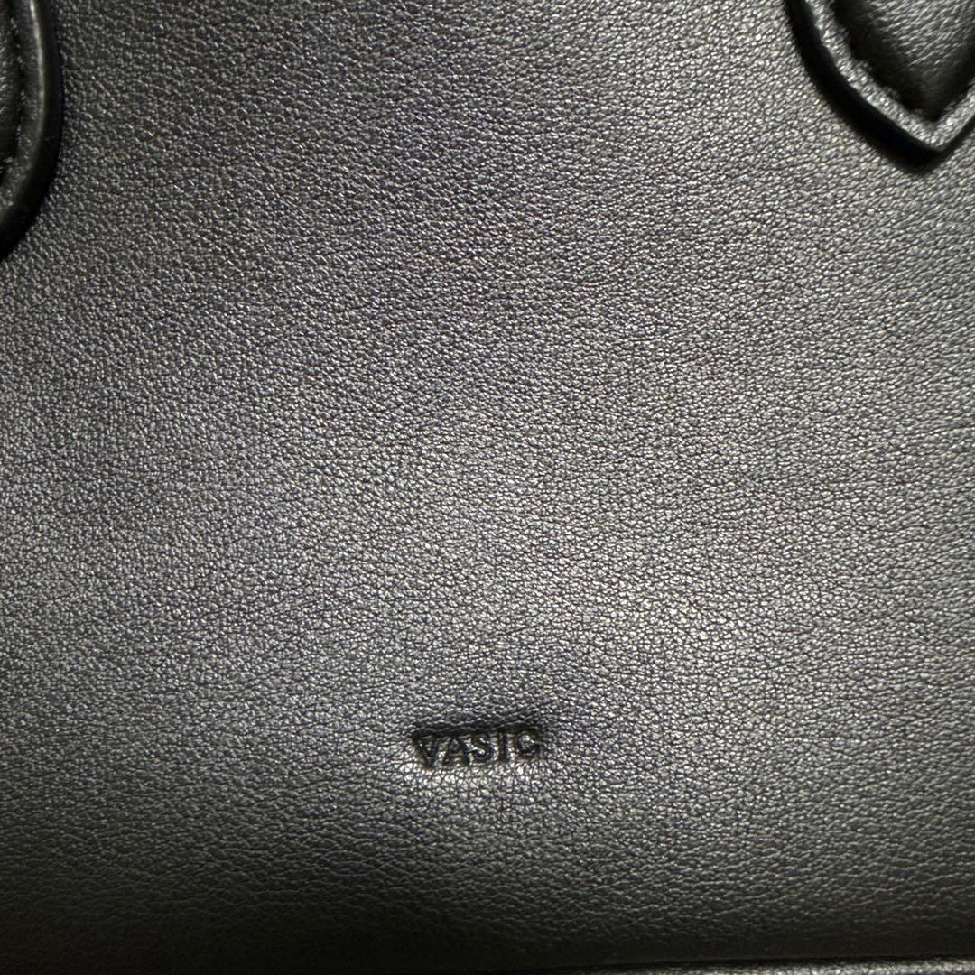 VASIC ブラック ハンドバッグ