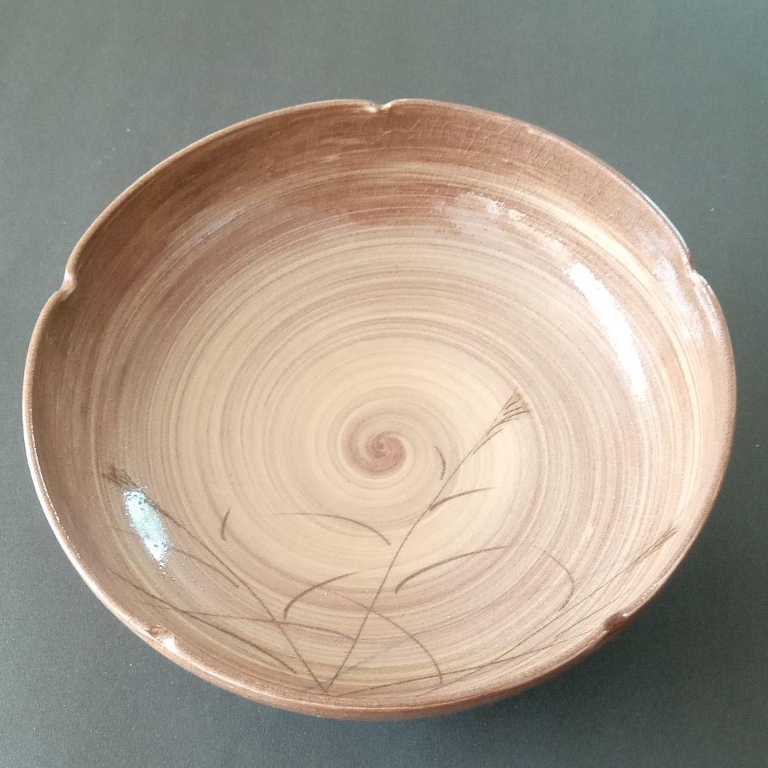 現川焼　十三代横石臥牛、臥牛窯のさがの文の鉢、栞付き