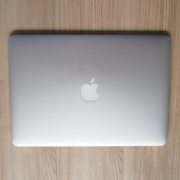 MacBook Air 13インチ Early2015　i7／256GB　難あり
