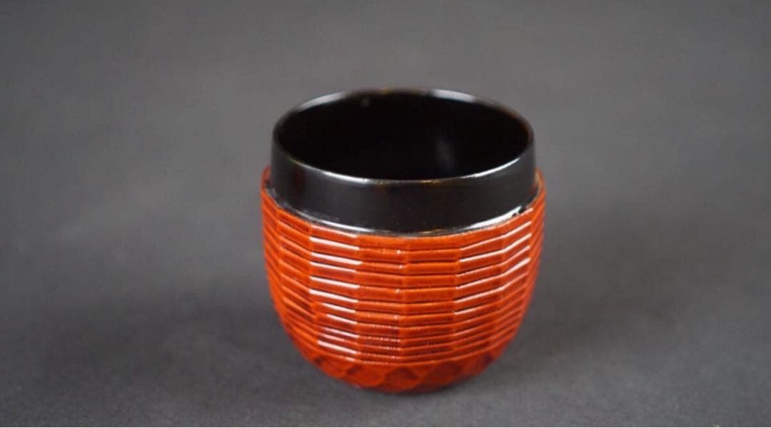 岡本陽斎 作 又妙斉好 老松蒔絵 溜塗 折撓中棗 共箱 茶道具