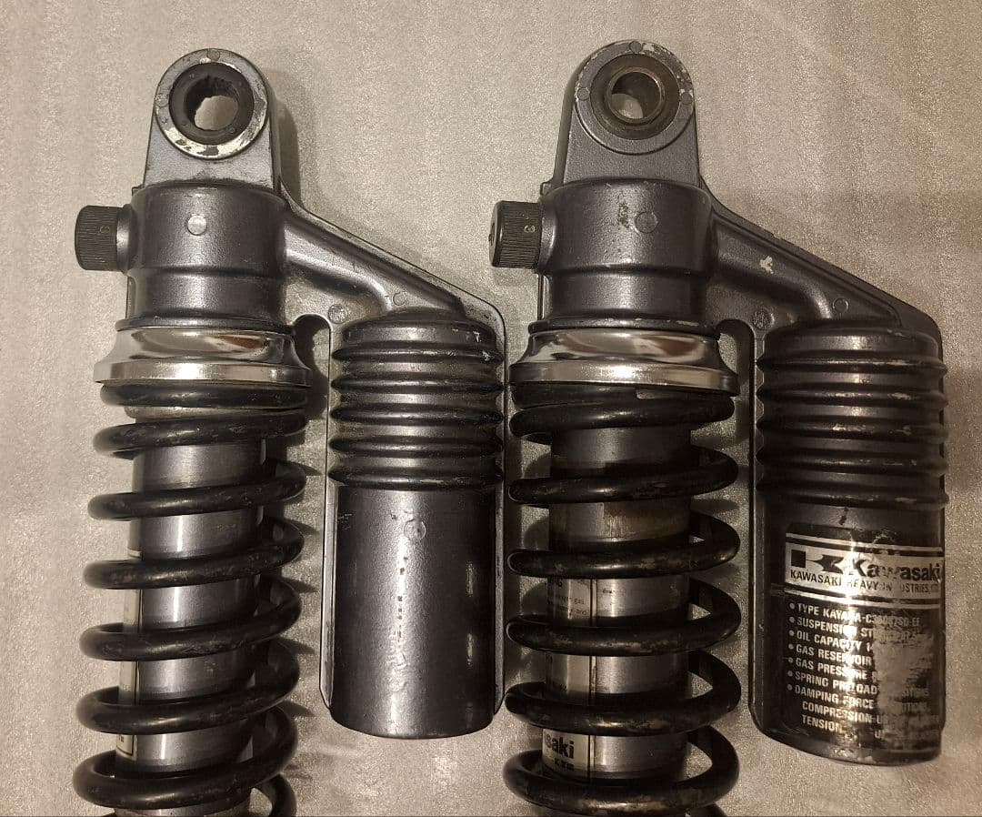 ゼファー400 リアサス　純正 Kawasaki サスペンション 2個セット