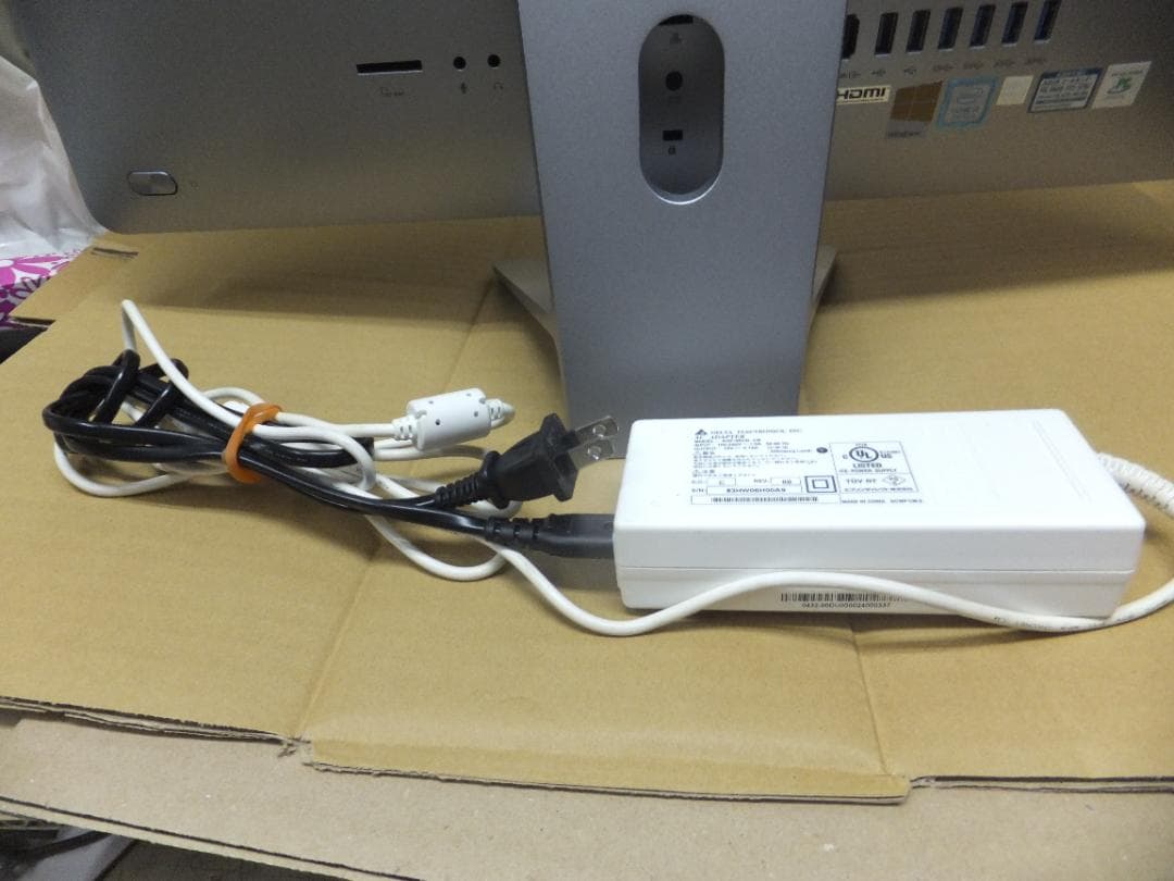 (1646) ASUS 一体PC ZN220秒速起動SSD379Gb i5 8G