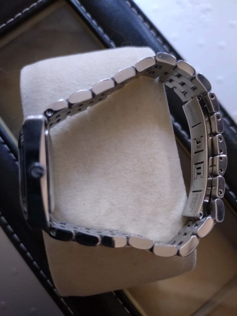 GUCCI 128.4 シルバースクエア レディース腕時計