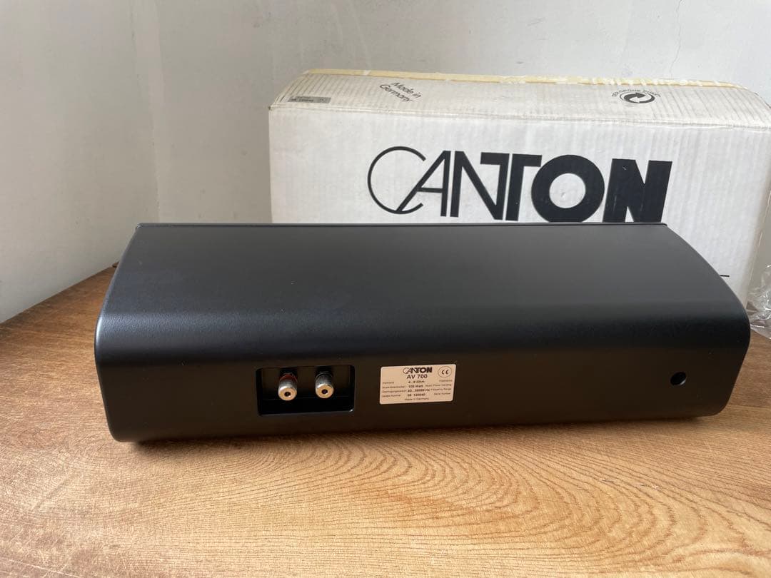 新品　独CANTON AV700　センタースピーカー