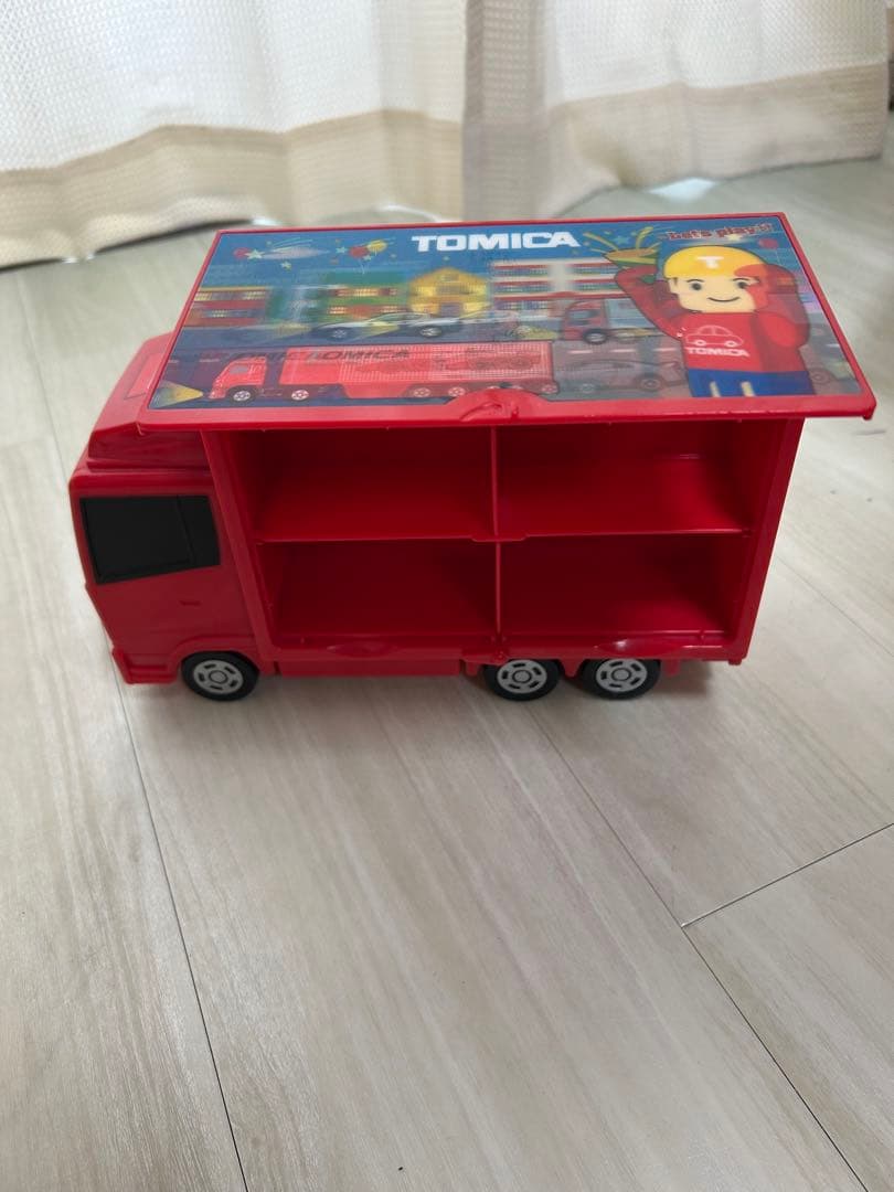 トミカ 3階建て駐車場セット➕トミカ色々セット