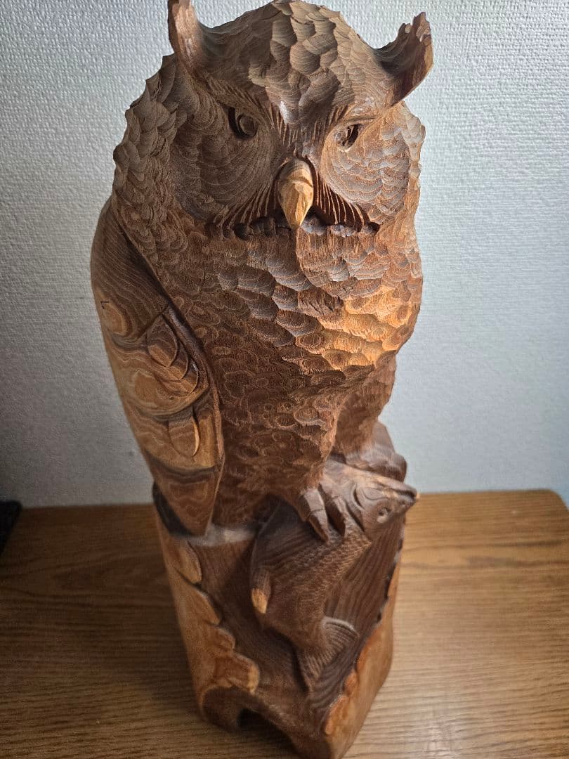 木製一刀彫　フクロウと魚の彫刻　最終値下げ