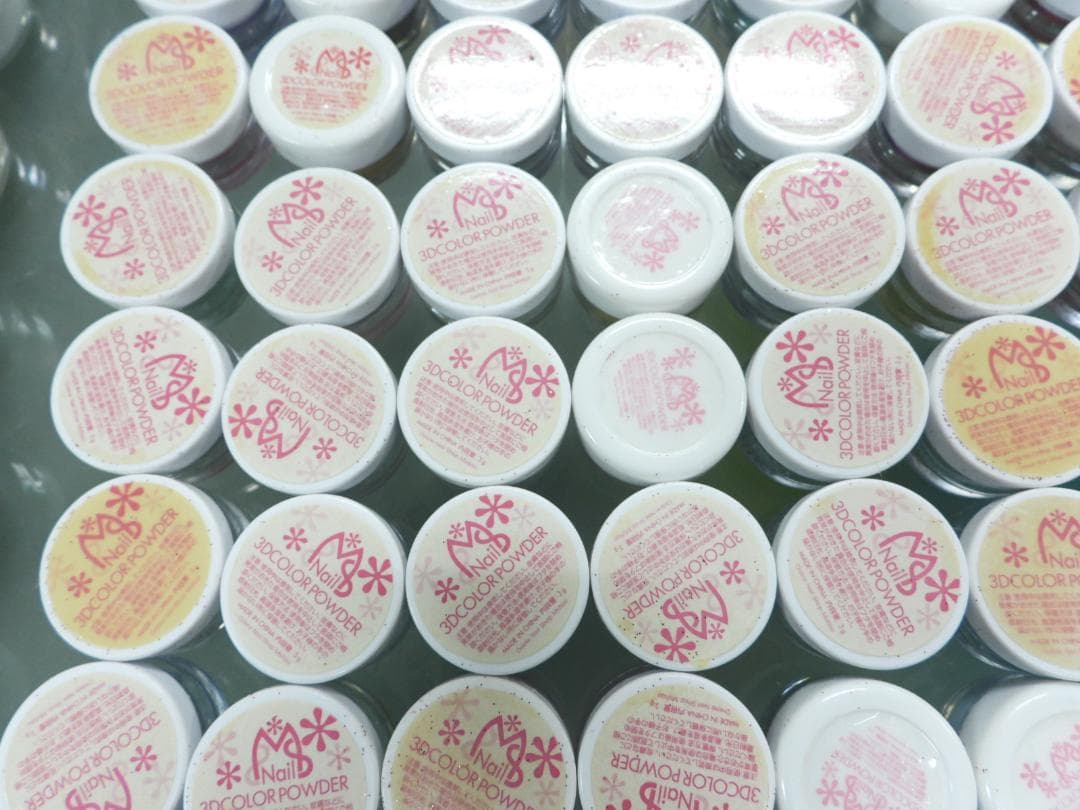 ネイルパウダーセット多色 ３D　COLOR アクリルグリッターパウダー計１０４本