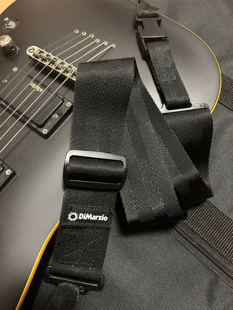 Schecter Demon 6 ストラップ付き