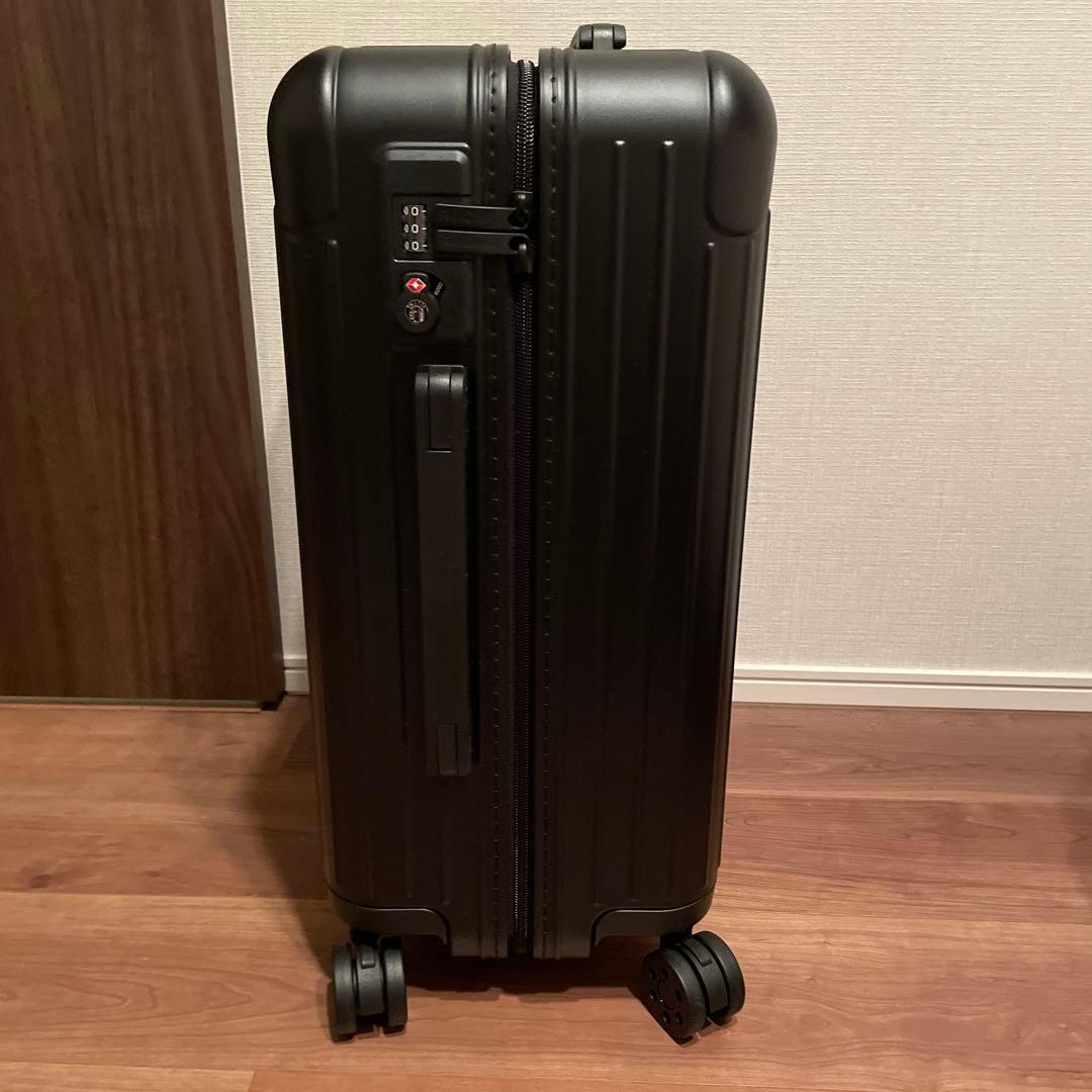 【新品】RIMOWAリモワEssential CABIN 36L