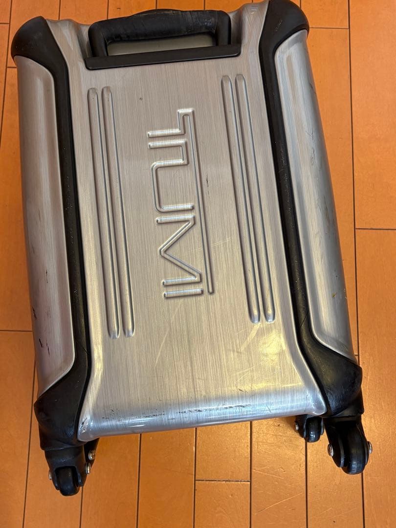 訳アリ　TUMI トゥミ　機内持ち込みキャリーバッグ　28020SL V