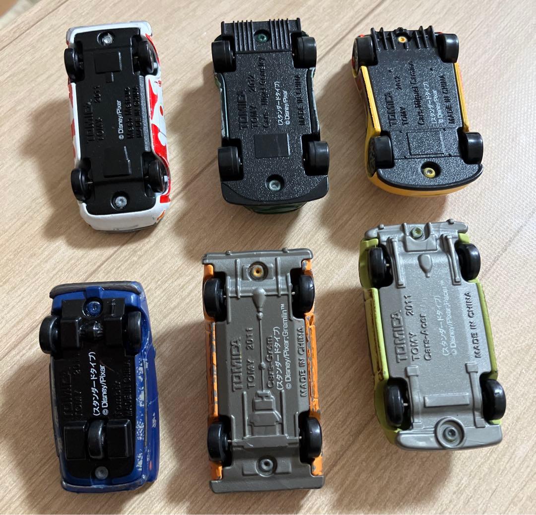 カーズ　トミカ　ミニカー　ジャンク品　廃盤品