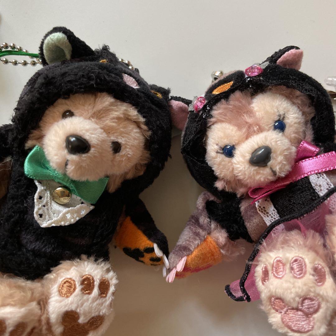 ディズニー　ハロウィン　ダッフィー シェリーメイ ぬいぐるみバッジ　ストラップ
