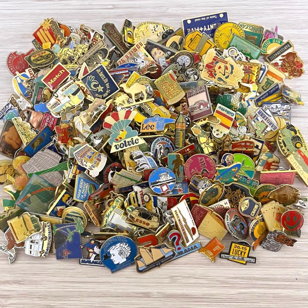 集めたくなる フランス　ピンバッジ 200個セット　まとめ売り　ヴィンテージ 4