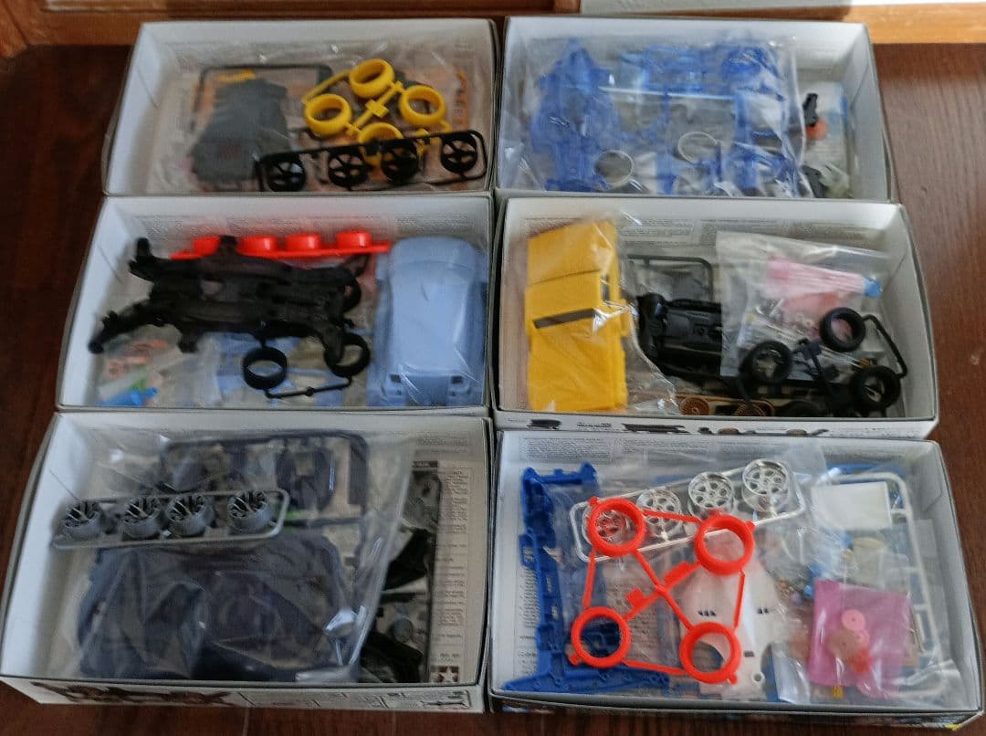 【新品・未組立】ミニ四駆キット 6点セット