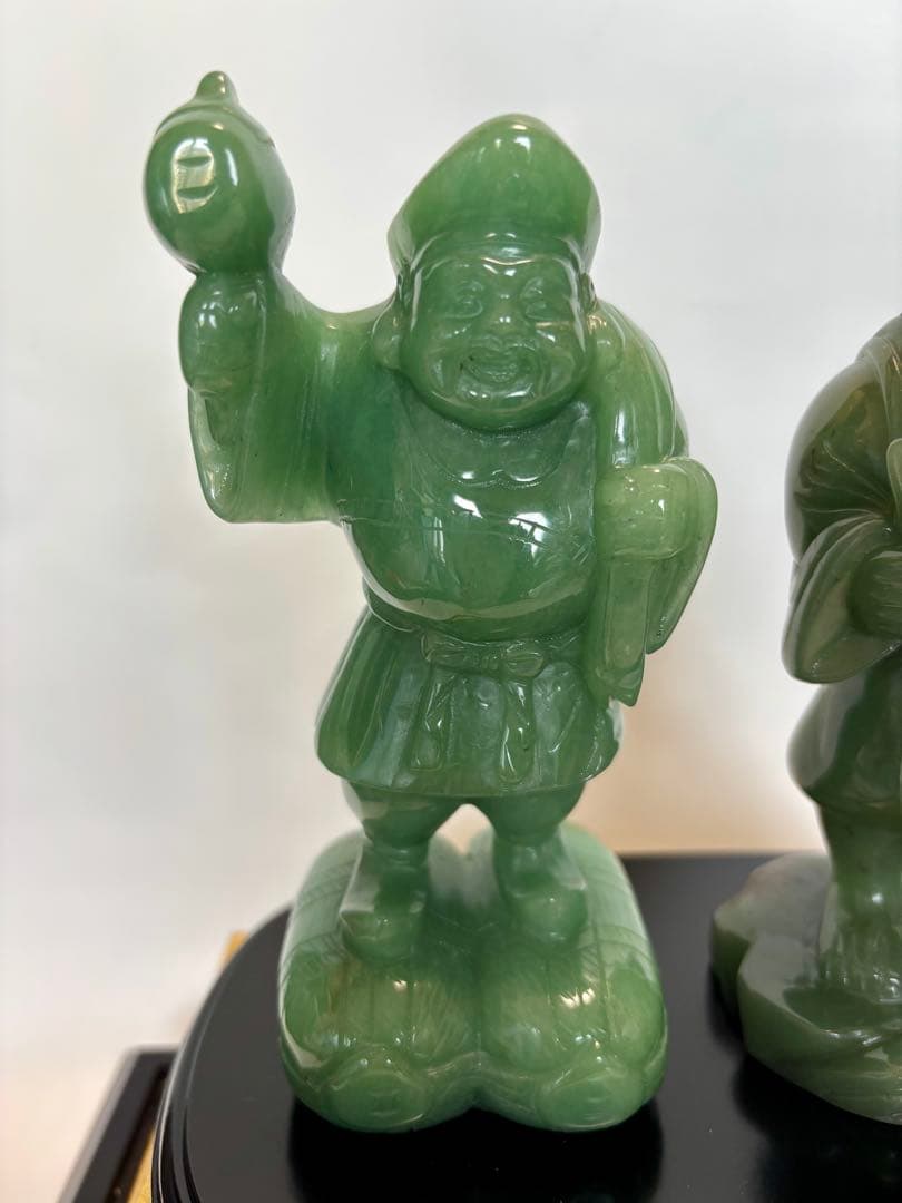 #伝統工芸士・やまなし名工・保山作【恵比須大黒 】翡翠彫刻置物 ガラスケース付