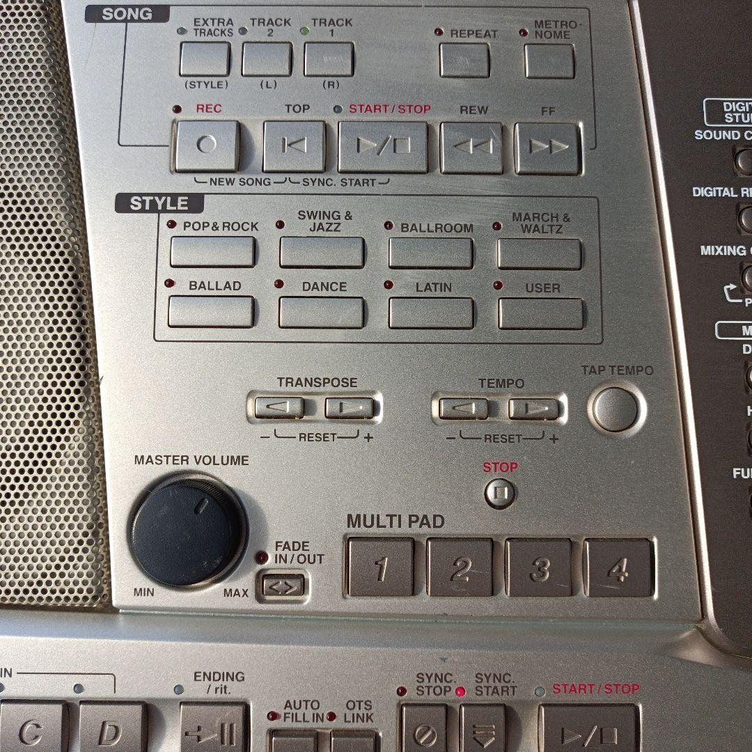 Yamaha PSR-2100シルバー 61鍵