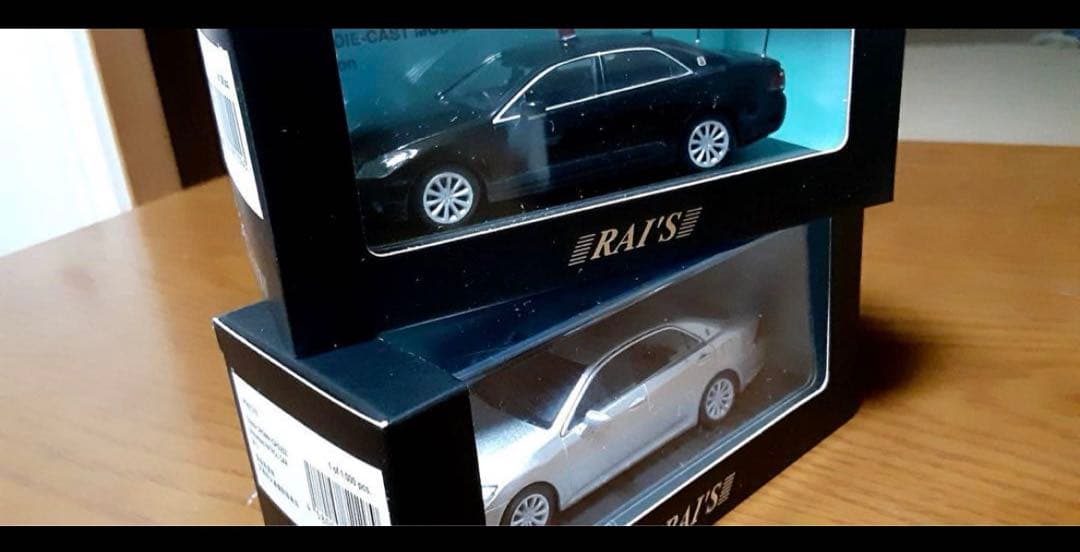 【4台セット】レイズ　クラウン　パトカー　1/43