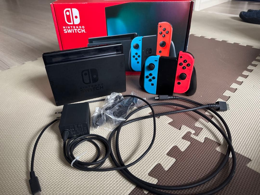 【裏のスタンドがない】Nintendo Switch 本体一式 スイッチ