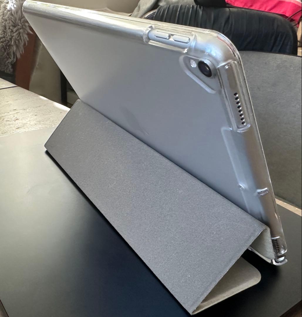 iPad Pro 10.5 Cellular 64GB ゴールド SIMフリー