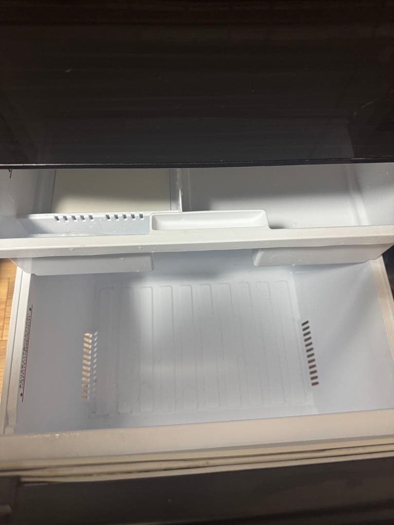 三菱:冷凍冷蔵庫330L(2〜3人用)ダークブラウン