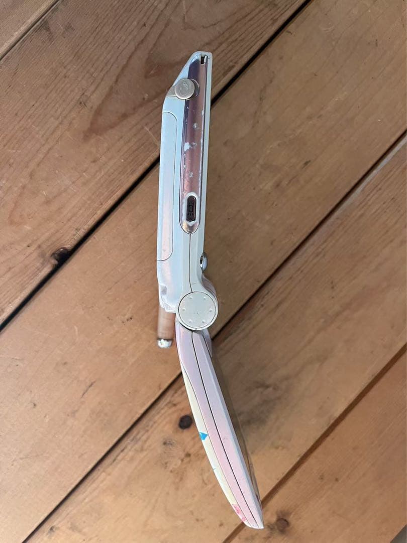 【希少】au A3014S ハローキティコラボモデル　ガラケー　平成レトロ