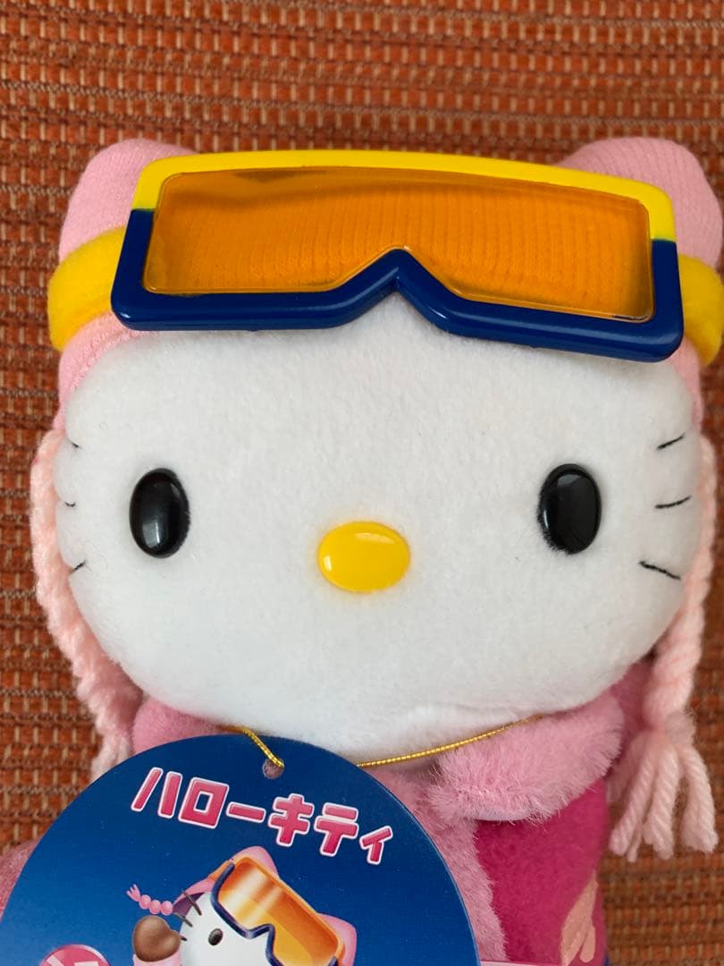 キティ　スノーボード　ぬいぐるみ