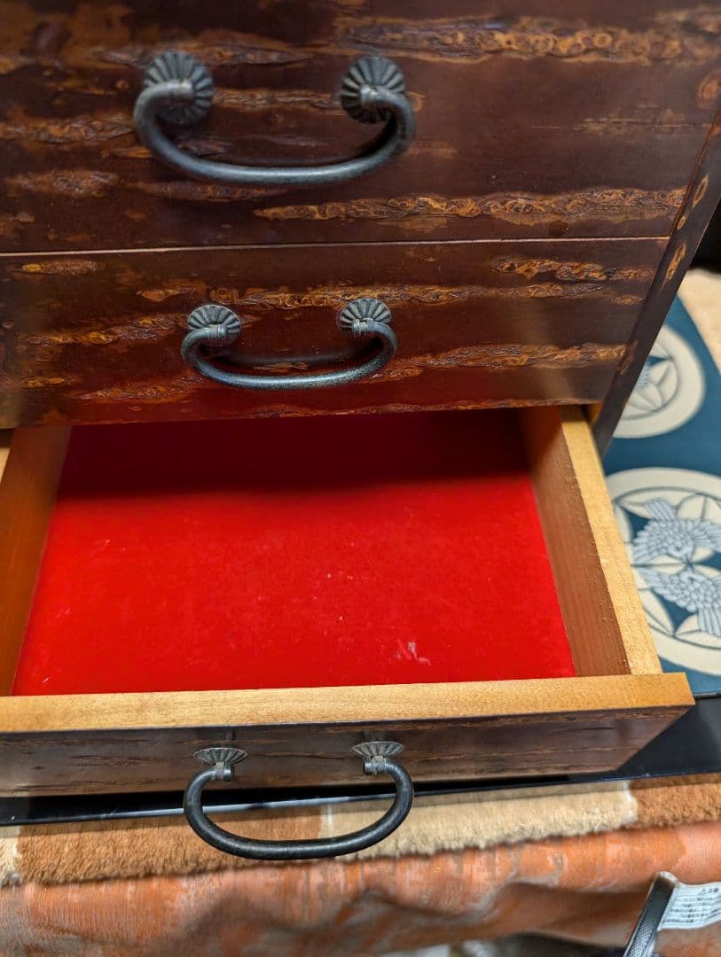 桜皮細工引き出し五段