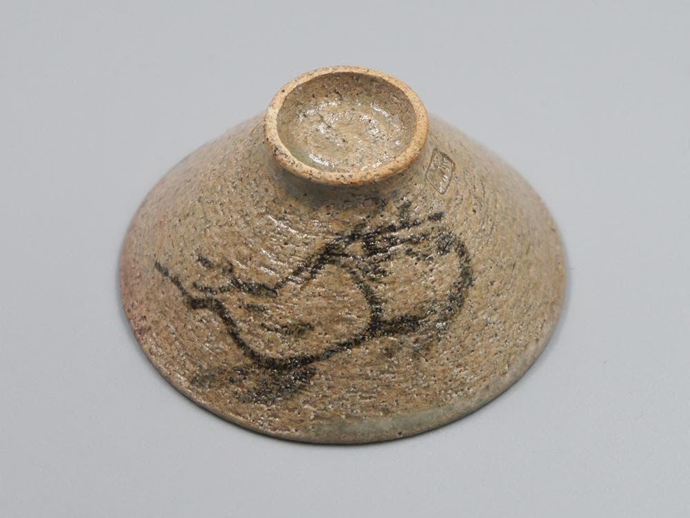 【瓷】　★ 瓷器 倣哥釉小盞 ★　作家物　貫入釉薬 落款在銘　東洋陶磁