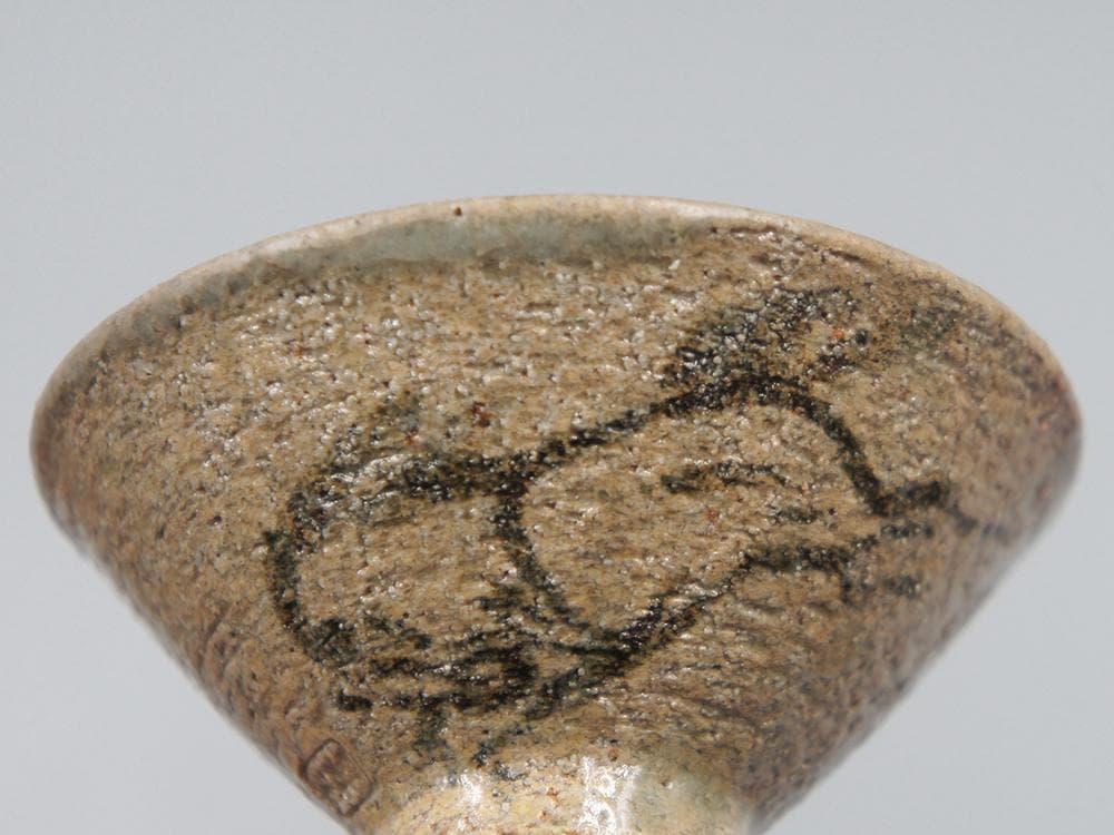 【瓷】　★ 瓷器 倣哥釉小盞 ★　作家物　貫入釉薬 落款在銘　東洋陶磁