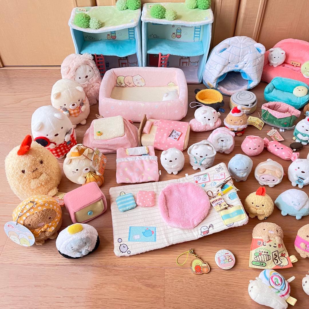 【まとめ売り！】64点　すみっコぐらし　ぬいぐるみ　マスコット　ストラップお部屋